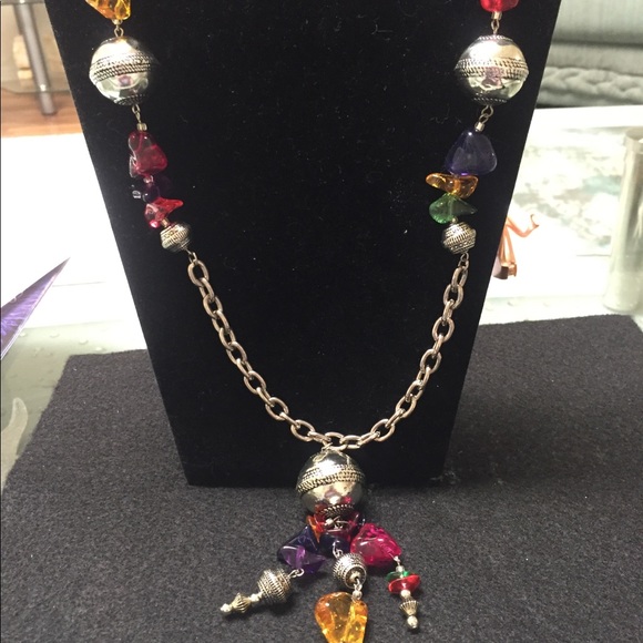 Long colorful fun necklace - Picture 2 of 4